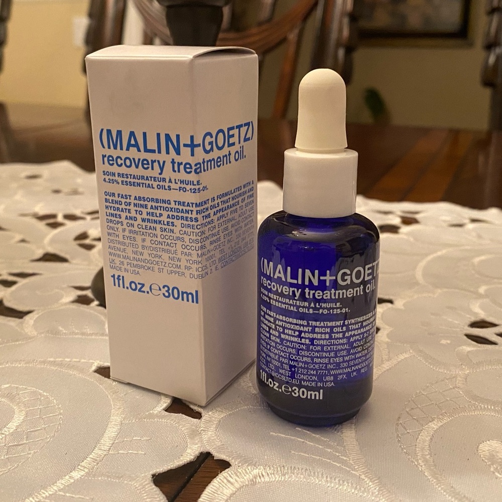 Malin + Goetz Recovery Treatment Oil.